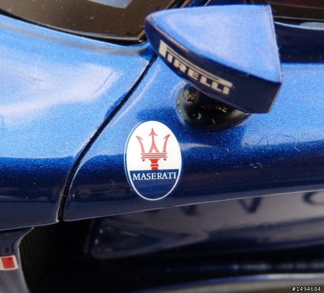 模型車收藏分享[005-BBR-P1802, 1/18, Maserati MC12 Geneve Motor Show 2004]