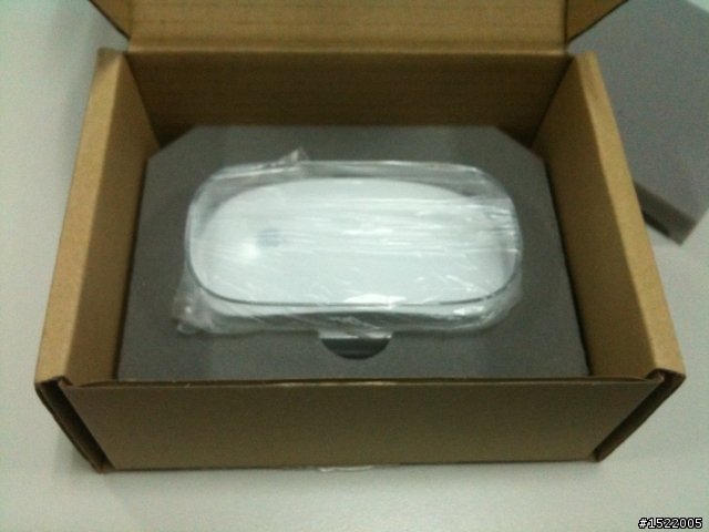 期待已久的Magic Mouse 開箱囉