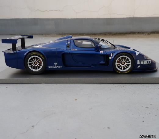 模型車收藏分享[005-BBR-P1802, 1/18, Maserati MC12 Geneve Motor Show 2004]