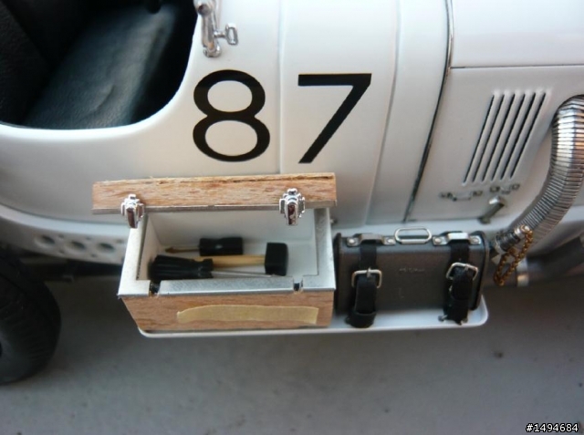 模型車收藏分享[004-CMC-M055, 1/18, Mercedes-Benz SSKL, Mille Miglia, 1931（白象）]