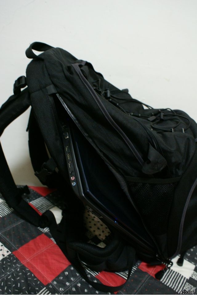 [新包入荷]工作與玩樂的完美結合-Lowepro CompuRover AW 攝影後背背包