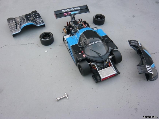 模型車收藏分享[018-Exoto-RLG19190, 1/18, Sauber-Mercedes C9 #61, 1988]
