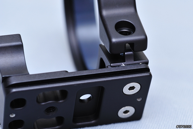 [分享] Nikon AFS 300mm 的好幫手 Kirk NC-300 Replacement Lens Collar 腳架環