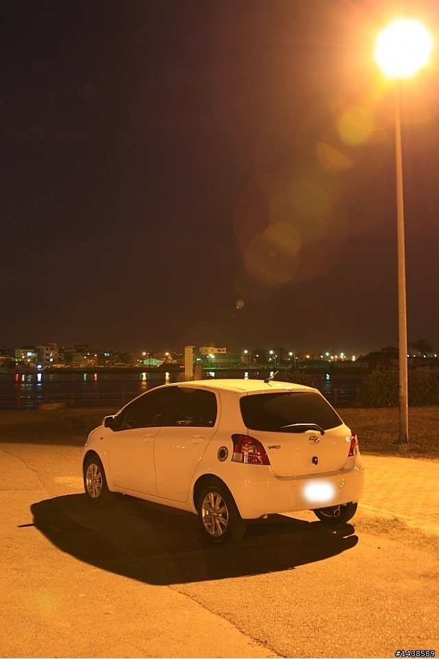 2010式-yaris開箱照^0^