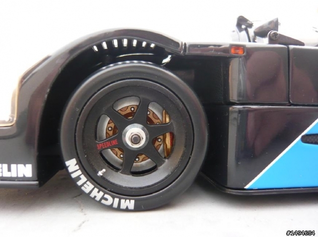 模型車收藏分享[018-Exoto-RLG19190, 1/18, Sauber-Mercedes C9 #61, 1988]