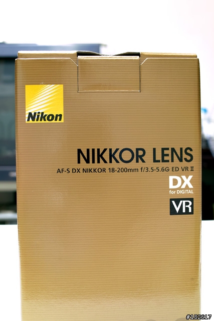 【開箱】HK-14 與 18-200 VR II 及...