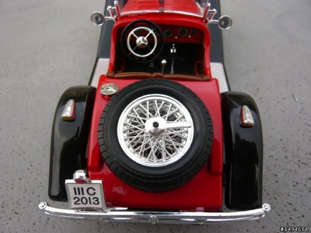 模型車收藏分享[004-CMC-M055, 1/18, Mercedes-Benz SSKL, Mille Miglia, 1931（白象）]
