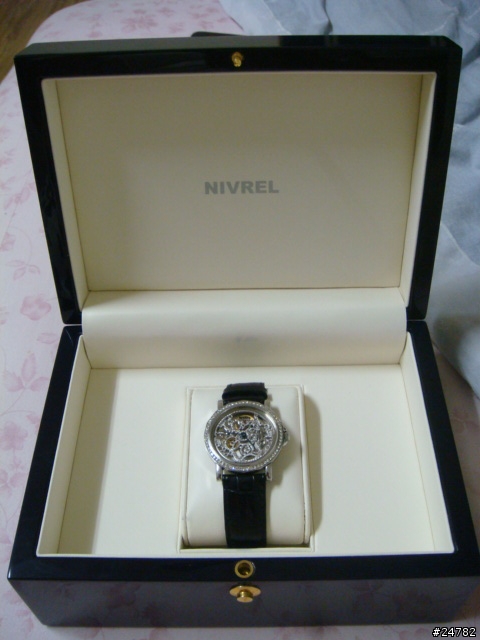 [開箱文] 超冷門的 "NIVREL" 我只知道它是機械表....