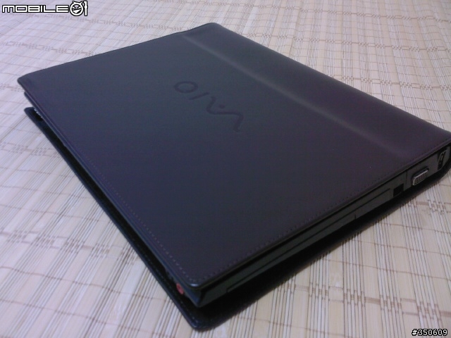 [天氣冷 , 穿件外套吧^^] VGP-CVG1 專用皮質攜行包