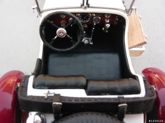 模型車收藏分享[004-CMC-M055, 1/18, Mercedes-Benz SSKL, Mille Miglia, 1931（白象）]