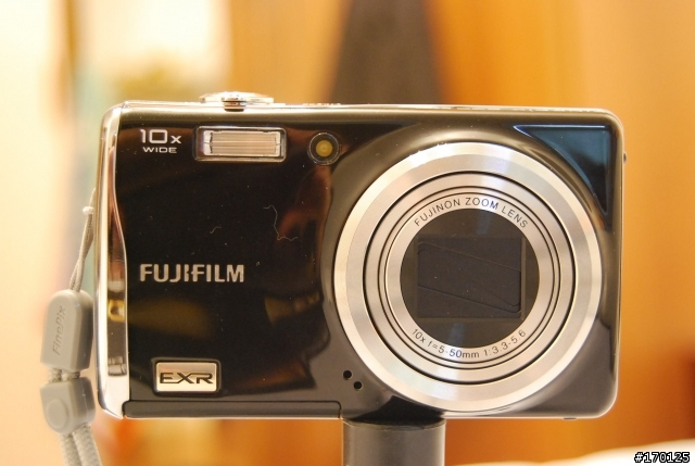 [鏡面工藝] - F72EXR   購買心路 與 外觀分享