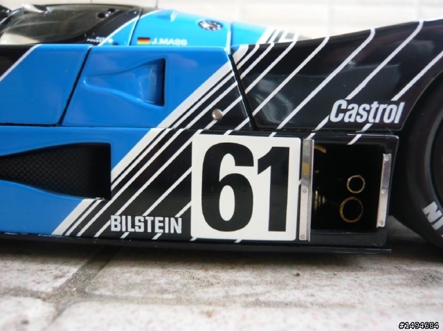 模型車收藏分享[018-Exoto-RLG19190, 1/18, Sauber-Mercedes C9 #61, 1988]