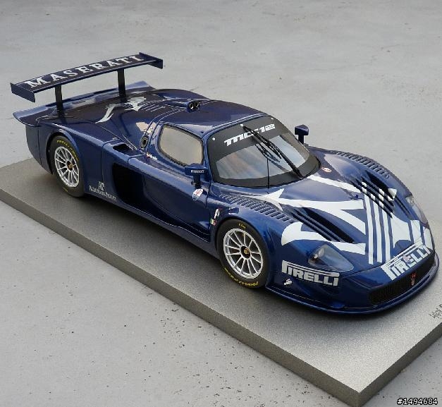 模型車收藏分享[005-BBR-P1802, 1/18, Maserati MC12 Geneve Motor Show 2004]
