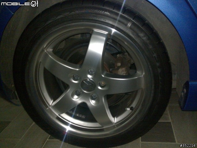 感謝各位GOLF車友(尾翼事件)~~我換了新的輪框了!