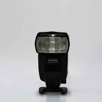 [開箱]Canon 閃燈皇 580EX II