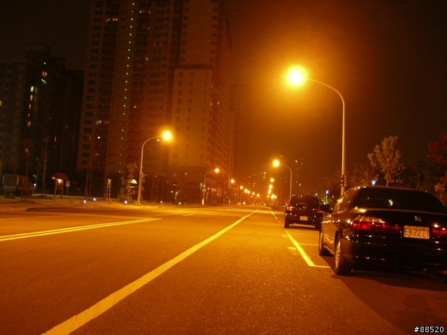 【分享】夜騎路線新選擇-凹子底森林公園(農十六)