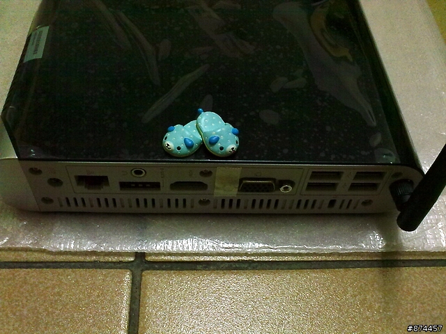 [開箱]02/22更新 - ASUS EeeBOX - EB1501 "巴使"之王‧簡易開箱(黑)。