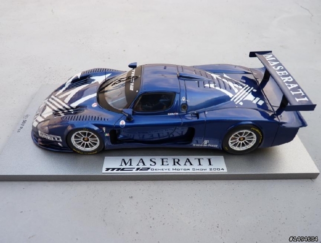 模型車收藏分享[005-BBR-P1802, 1/18, Maserati MC12 Geneve Motor Show 2004]