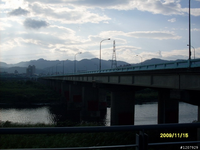 2009~11/14鶯歌之旅+和平老街吃了變超人哈哈哈:::::