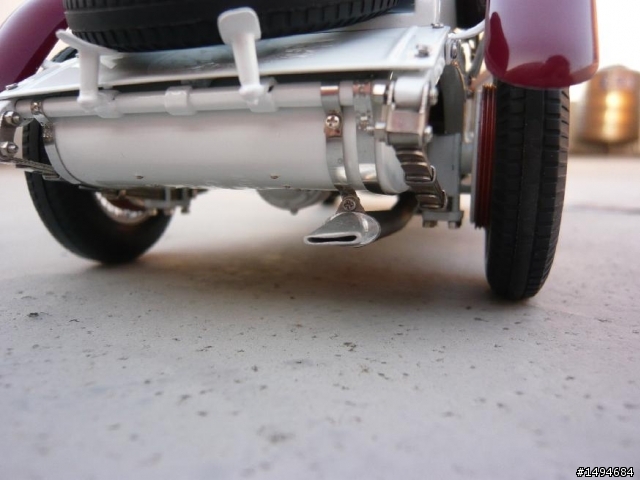模型車收藏分享[004-CMC-M055, 1/18, Mercedes-Benz SSKL, Mille Miglia, 1931（白象）]