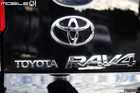 RAV4 2.4G尊貴版黑色黑內裝2010款[開車文](11/25 更新 第22點)