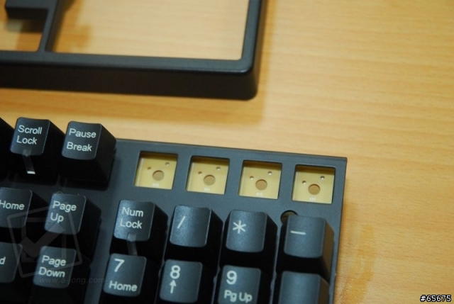 Ducky 櫻桃鴨 支援N-KEY 採用CHERRY軸 台灣生產