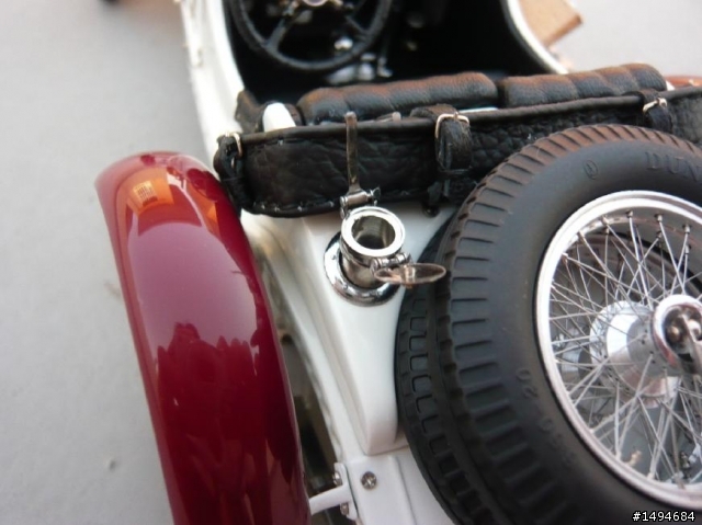 模型車收藏分享[004-CMC-M055, 1/18, Mercedes-Benz SSKL, Mille Miglia, 1931（白象）]