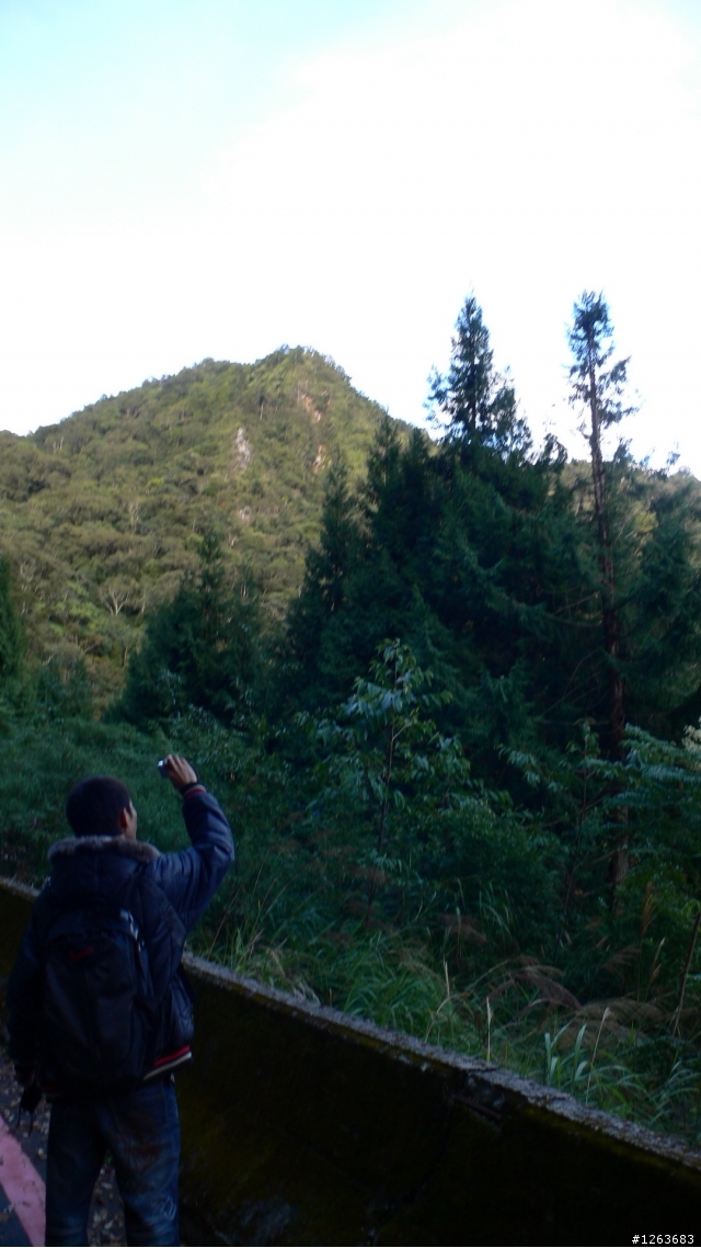 [分享] 不是騎腳踏車的爬山之旅---鳶嘴山+稍來山！