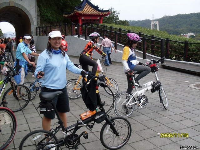 2009~11/14鶯歌之旅+和平老街吃了變超人哈哈哈:::::