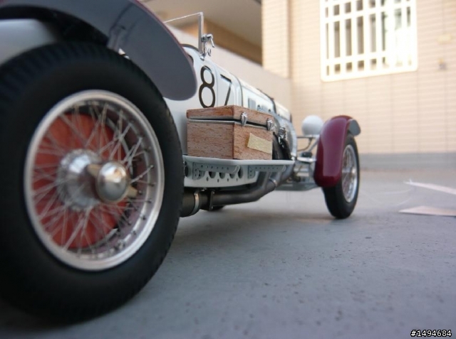 模型車收藏分享[004-CMC-M055, 1/18, Mercedes-Benz SSKL, Mille Miglia, 1931（白象）]