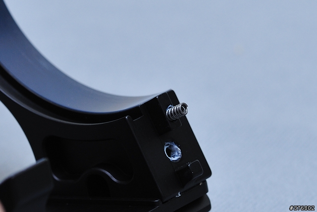 [分享] Nikon AFS 300mm 的好幫手 Kirk NC-300 Replacement Lens Collar 腳架環