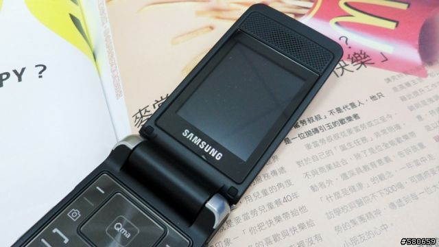 亞太新機F669開箱文 大家看看