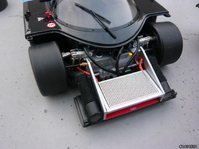 模型車收藏分享[018-Exoto-RLG19190, 1/18, Sauber-Mercedes C9 #61, 1988]