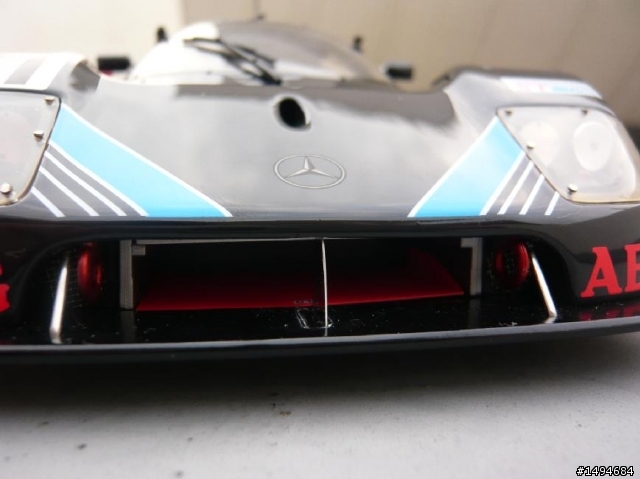 模型車收藏分享[018-Exoto-RLG19190, 1/18, Sauber-Mercedes C9 #61, 1988]