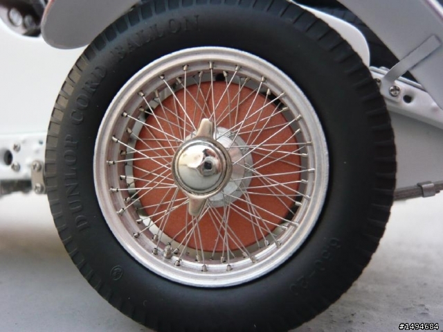 模型車收藏分享[004-CMC-M055, 1/18, Mercedes-Benz SSKL, Mille Miglia, 1931（白象）]