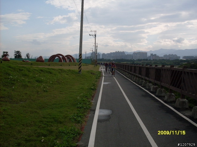 2009~11/14鶯歌之旅+和平老街吃了變超人哈哈哈:::::