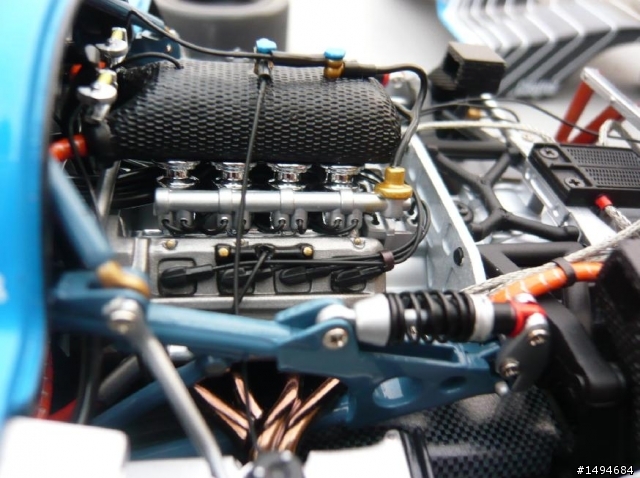 模型車收藏分享[018-Exoto-RLG19190, 1/18, Sauber-Mercedes C9 #61, 1988]