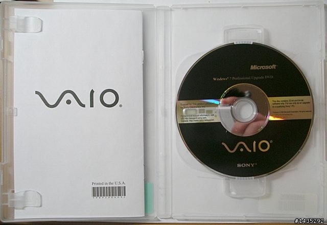 VAIO Windows7 更新光碟 2 Disc ??  大家都是拿到一樣的嗎?