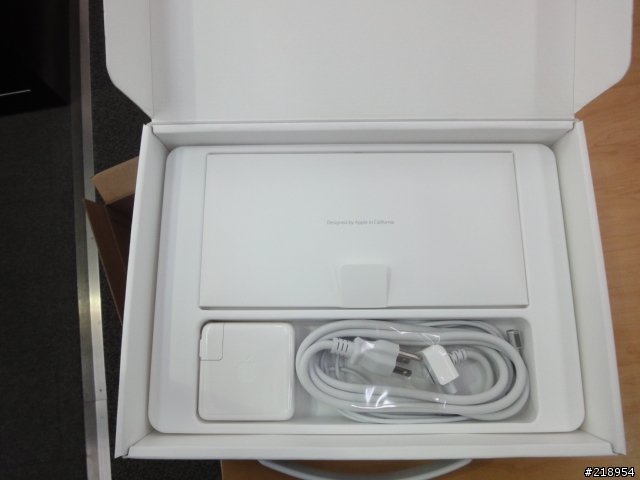 新入手LED MacBook ！