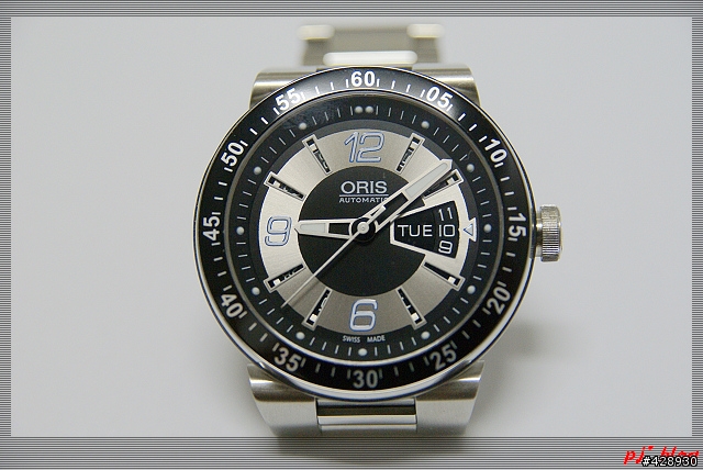 [分享]ORIS Williams F1Team日曆星期錶