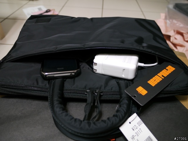 [開箱分享]HEAD PORTER X MACBOOK 黑美合身電腦包