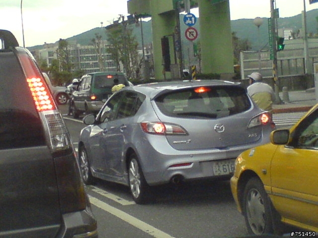 ALL NEW MAZDA3 2.5s