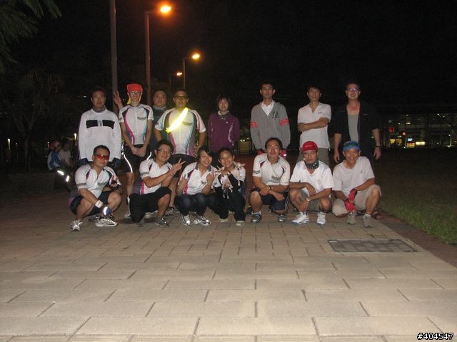 [分享]20091111HHE瘦身團台南高鐵站