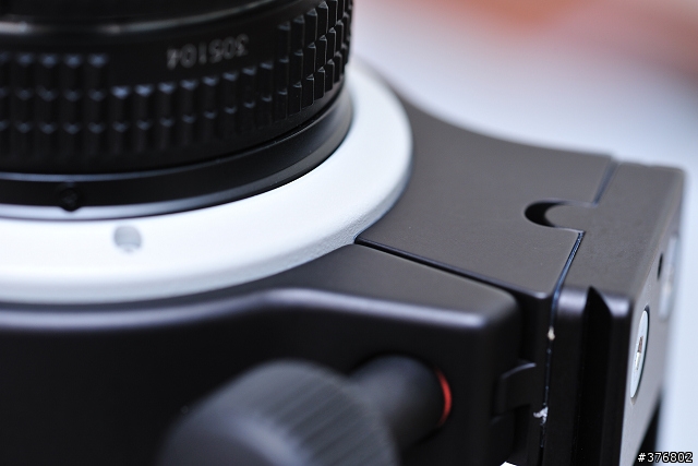 [分享] Nikon AFS 300mm 的好幫手 Kirk NC-300 Replacement Lens Collar 腳架環