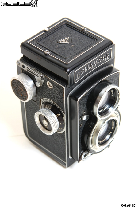 附圖請教這款Rolleicord的來頭