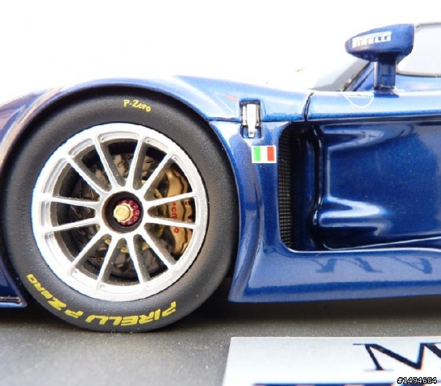 模型車收藏分享[005-BBR-P1802, 1/18, Maserati MC12 Geneve Motor Show 2004]