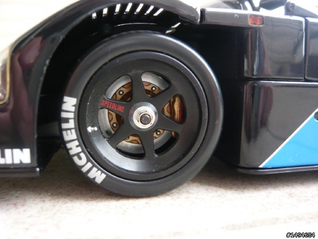 模型車收藏分享[018-Exoto-RLG19190, 1/18, Sauber-Mercedes C9 #61, 1988]