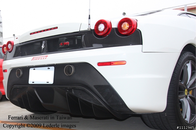 Ferrari & Maserati in Taiwan<26P>