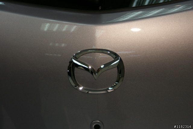 NWE MAZDA 3 5D 2.0 發表會