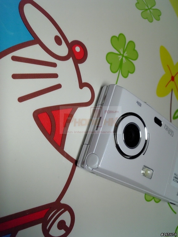 好消息，最新docomo SH-01B證實可以使用iNEX卡貼耶^^
